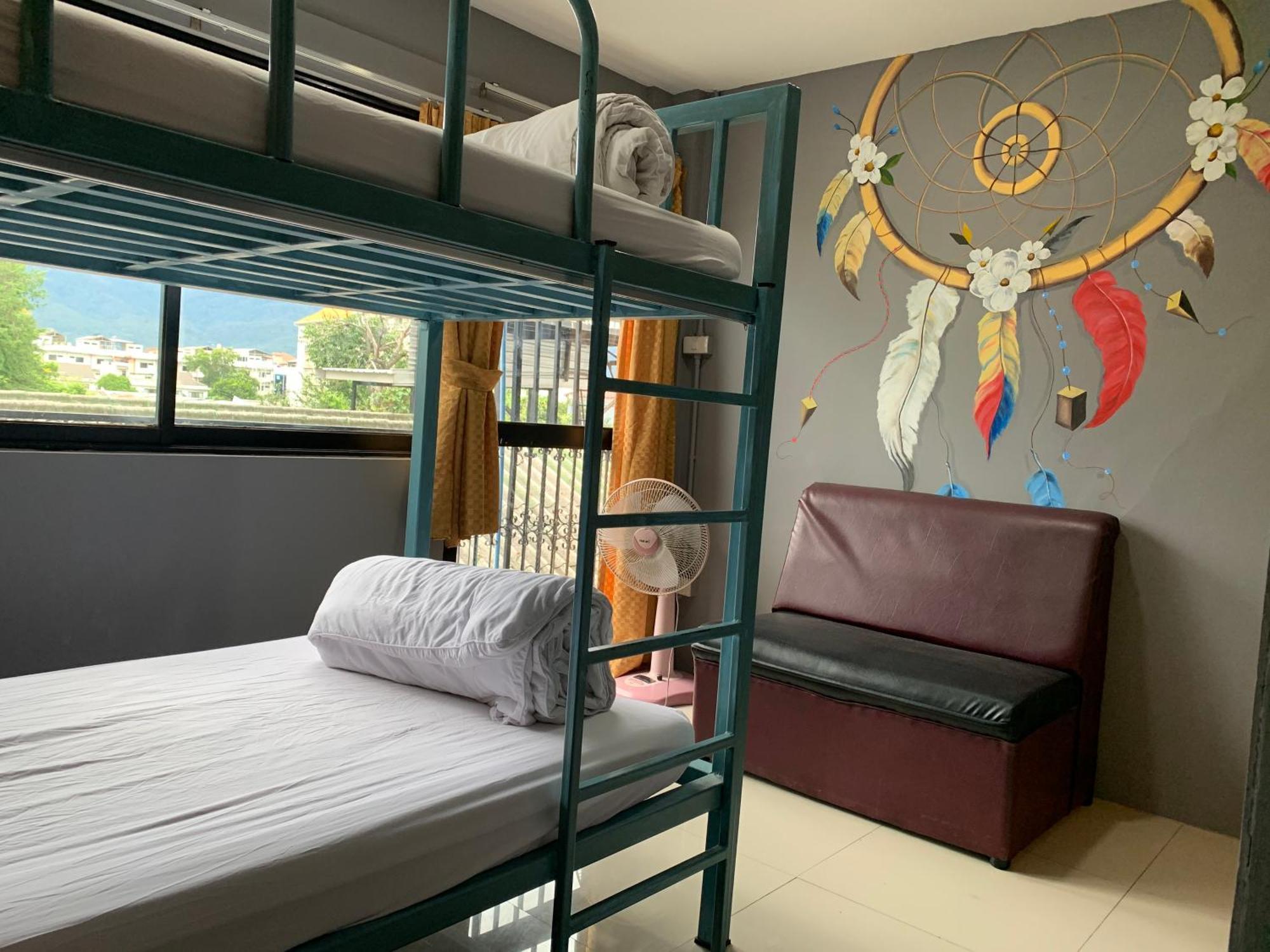 Doze Hostel Chiang Mai Exterior photo