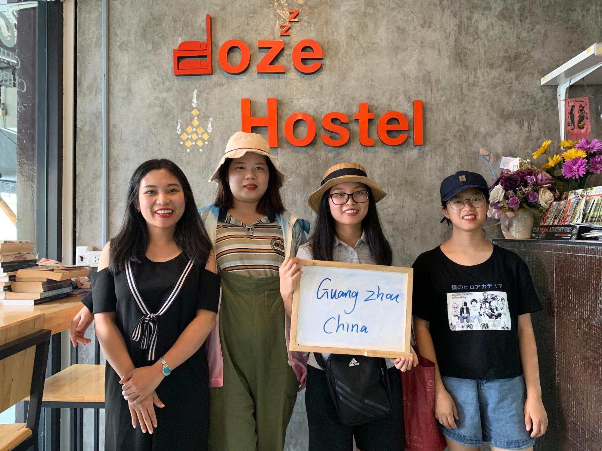 Doze Hostel Chiang Mai Exterior photo